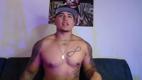 Snapshot of _luxury_23 chatting on September 2025 08:31:02 PM STIVEN online show from September 2025 08:31:02 PM