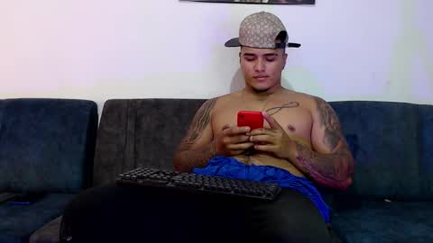 Snapshot of _luxury_23 chatting on October 2025 11:58:01 PM STIVEN online show from October 2025 11:58:01 PM