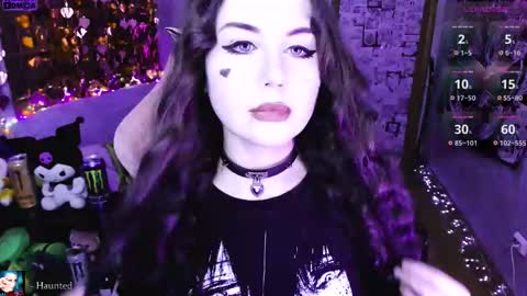 Mia online show from February 2026 04:40:02 PM