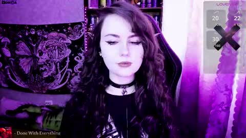 Mia online show from March 2026 05:47:02 AM