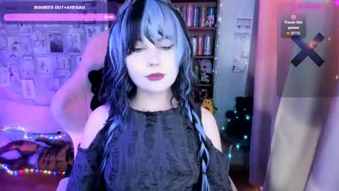 Mia online show from April 2026 02:31:01 AM
