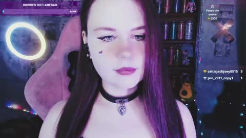 Mia online show from May 2026 05:55:02 PM