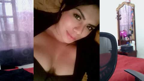 Snapshot of _m_y_q_u_e_e_n_ chatting on November 2025 05:48:01 PM QUEEN online show from November 2025 05:48:01 PM