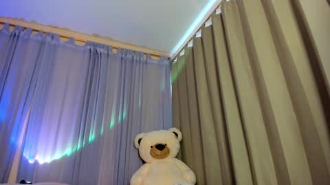 Snapshot of _maaiiaa_ chatting on February 2026 07:09:01 PM Maia online show from February 2026 07:09:01 PM