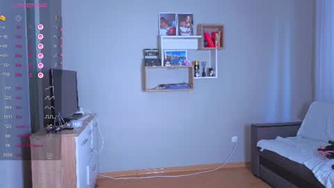 Emma  online show from June 2026 12:22:01 PM