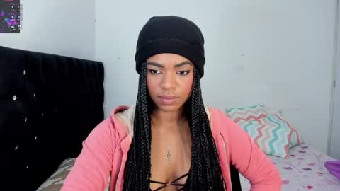 Snapshot of _marcela_22 chatting on March 2025 02:04:01 AM MARCELA online show from March 2025 02:04:01 AM