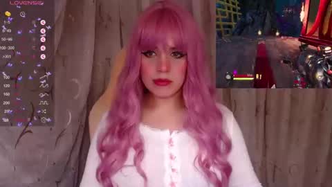 Snapshot of _marcelline_ chatting on December 2024 01:54:02 PM Kira online show from December 2024 01:54:02 PM