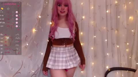 Snapshot of _marcelline_ chatting on December 2024 09:04:01 AM Kira online show from December 2024 09:04:01 AM