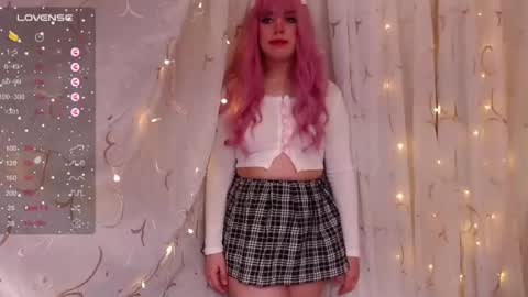 Snapshot of _marcelline_ chatting on January 2025 11:25:01 AM Kira online show from January 2025 11:25:01 AM