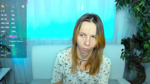 Scarlett online show from September 2025 05:29:01 AM