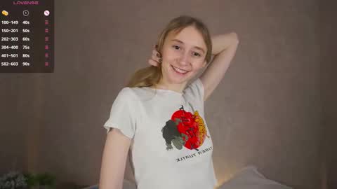 Snapshot of _marvelous_time_ chatting on September 2025 04:13:02 AM Gwen online show from September 2025 04:13:02 AM