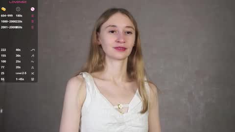 Snapshot of _marvelous_time_ chatting on September 2025 03:43:02 AM Gwen online show from September 2025 03:43:02 AM