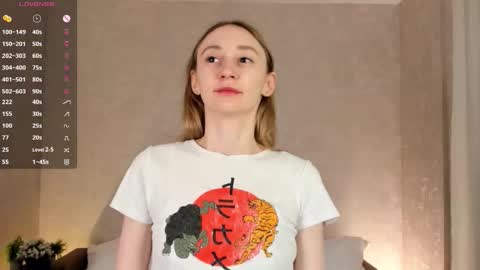 Snapshot of _marvelous_time_ chatting on October 2025 02:47:02 AM Gwen online show from October 2025 02:47:02 AM