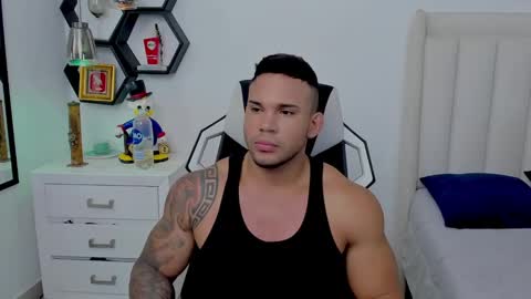 Snapshot of _matthew_santos_ chatting on December 2024 11:39:02 PM _matthew_santos_ online show from December 2024 11:39:02 PM