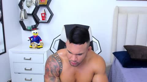 Snapshot of _matthew_santos_ chatting on February 2025 11:59:02 PM _matthew_santos_ online show from February 2025 11:59:02 PM