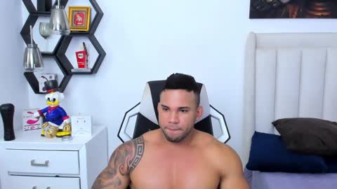 Snapshot of _matthew_santos_ chatting on February 2025 11:41:01 PM _matthew_santos_ online show from February 2025 11:41:01 PM