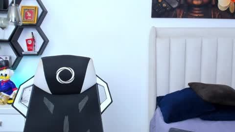 Snapshot of _matthew_santos_ chatting on February 2025 08:04:02 PM _matthew_santos_ online show from February 2025 08:04:02 PM