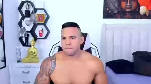 Snapshot of _matthew_santos_ chatting on September 2025 08:53:02 PM _matthew_santos_ online show from September 2025 08:53:02 PM