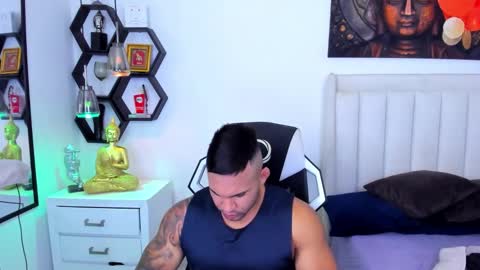 Snapshot of _matthew_santos_ chatting on September 2025 12:32:01 AM _matthew_santos_ online show from September 2025 12:32:01 AM