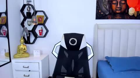 Snapshot of _matthew_santos_ chatting on December 2025 08:27:02 PM _matthew_santos_ online show from December 2025 08:27:02 PM