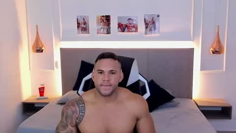 Snapshot of _matthew_santos_ chatting on June 2026 02:05:01 AM _matthew_santos_ online show from June 2026 02:05:01 AM