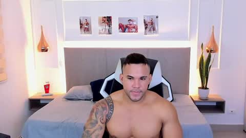 Snapshot of _matthew_santos_ chatting on July 2026 04:19:01 AM _matthew_santos_ online show from July 2026 04:19:01 AM