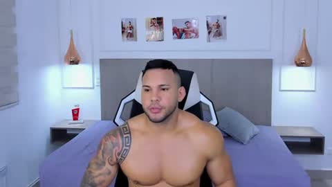 Snapshot of _matthew_santos_ chatting on August 2026 11:06:01 PM _matthew_santos_ online show from August 2026 11:06:01 PM