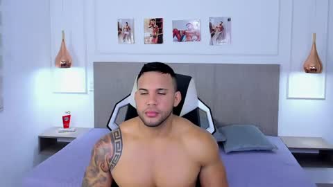 Snapshot of _matthew_santos_ chatting on August 2026 11:29:02 PM _matthew_santos_ online show from August 2026 11:29:02 PM