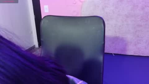 Mavis  online show from October 2025 07:58:02 PM