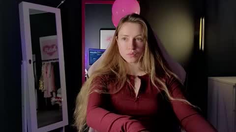 Elisa online show from March 2026 07:16:02 PM