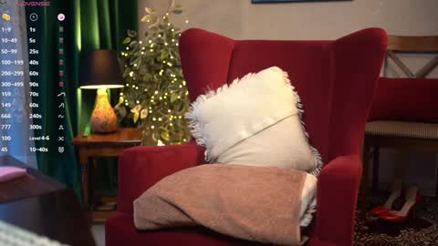 Lina online show from January 2025 11:11:01 AM