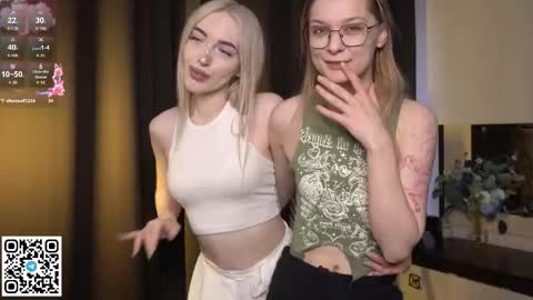 Elva and Kate  online show from November 2025 07:40:01 AM