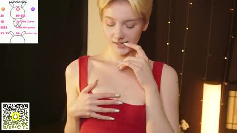 Elva and Kate  online show from May 2026 06:31:02 AM