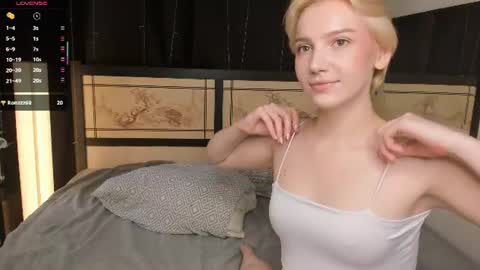 Elva and Kate  online show from July 2026 07:17:01 AM