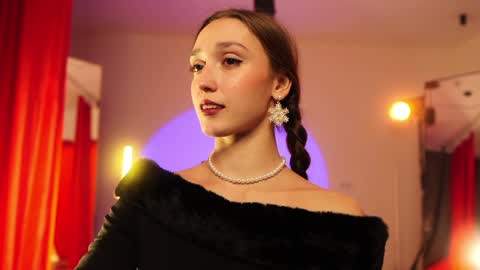 Snapshot of _meganmeow_ chatting on December 2024 09:59:02 PM Saturday - start 2030-2130 GMT online show from December 2024 09:59:02 PM