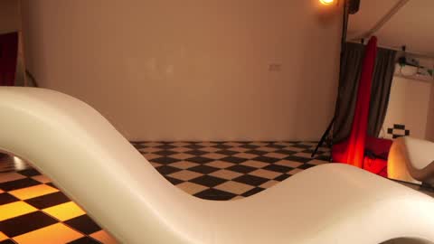 Snapshot of _meganmeow_ chatting on December 2024 01:03:01 AM Saturday - start 2030-2130 GMT online show from December 2024 01:03:01 AM