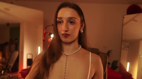 Snapshot of _meganmeow_ chatting on February 2025 01:29:02 AM Saturday - start 2030-2130 GMT online show from February 2025 01:29:02 AM