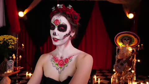 Snapshot of _meganmeow_ chatting on November 2025 08:53:01 PM Saturday - start 2030-2130 GMT online show from November 2025 08:53:01 PM