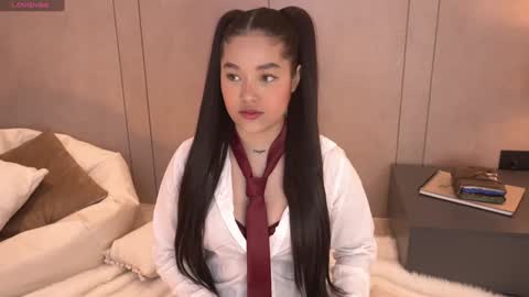     online show from December 2024 02:06:01 PM