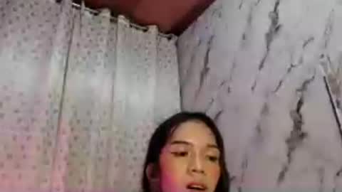 Melly online show from June 2026 05:55:01 PM