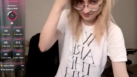 _meow_neko_ online show from July 2026 11:54:01 PM