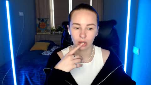 Snapshot of _mi_amore chatting on March 2026 07:58:01 AM _mi_amore online show from March 2026 07:58:01 AM