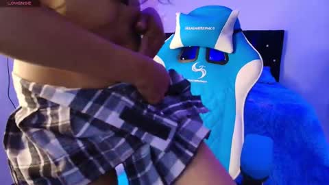 Snapshot of _mia_bunny_ chatting on February 2026 08:09:02 PM _mia_bunny_ online show from February 2026 08:09:02 PM