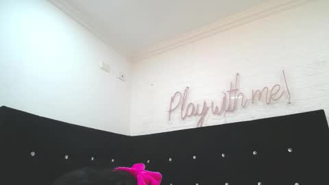 Snapshot of _miaaleon chatting on March 2025 01:18:01 PM Mia online show from March 2025 01:18:01 PM