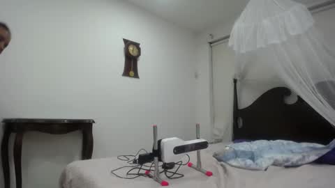 Snapshot of _miaaleon chatting on March 2025 10:39:02 PM Mia online show from March 2025 10:39:02 PM