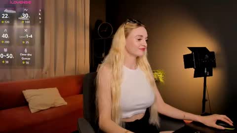 Mila online show from June 2026 08:55:02 PM