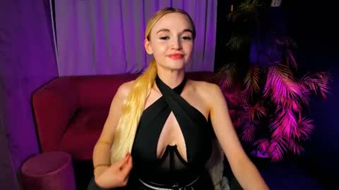 Mila online show from July 2026 08:59:01 PM