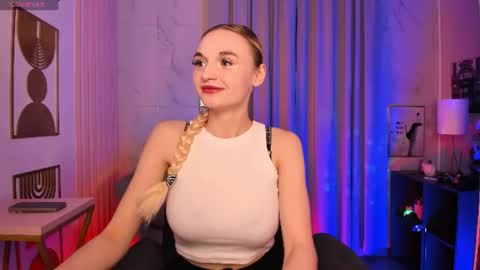 Mila online show from July 2026 09:06:02 PM