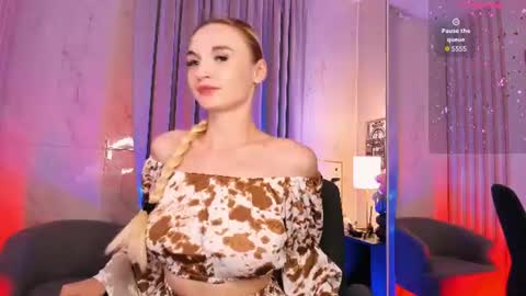 Mila online show from July 2026 09:09:02 PM