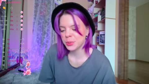 Kate online show from March 2025 10:32:02 AM